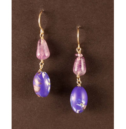Violet floral bead earrings with amethysts