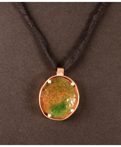Green enamelled copper disc